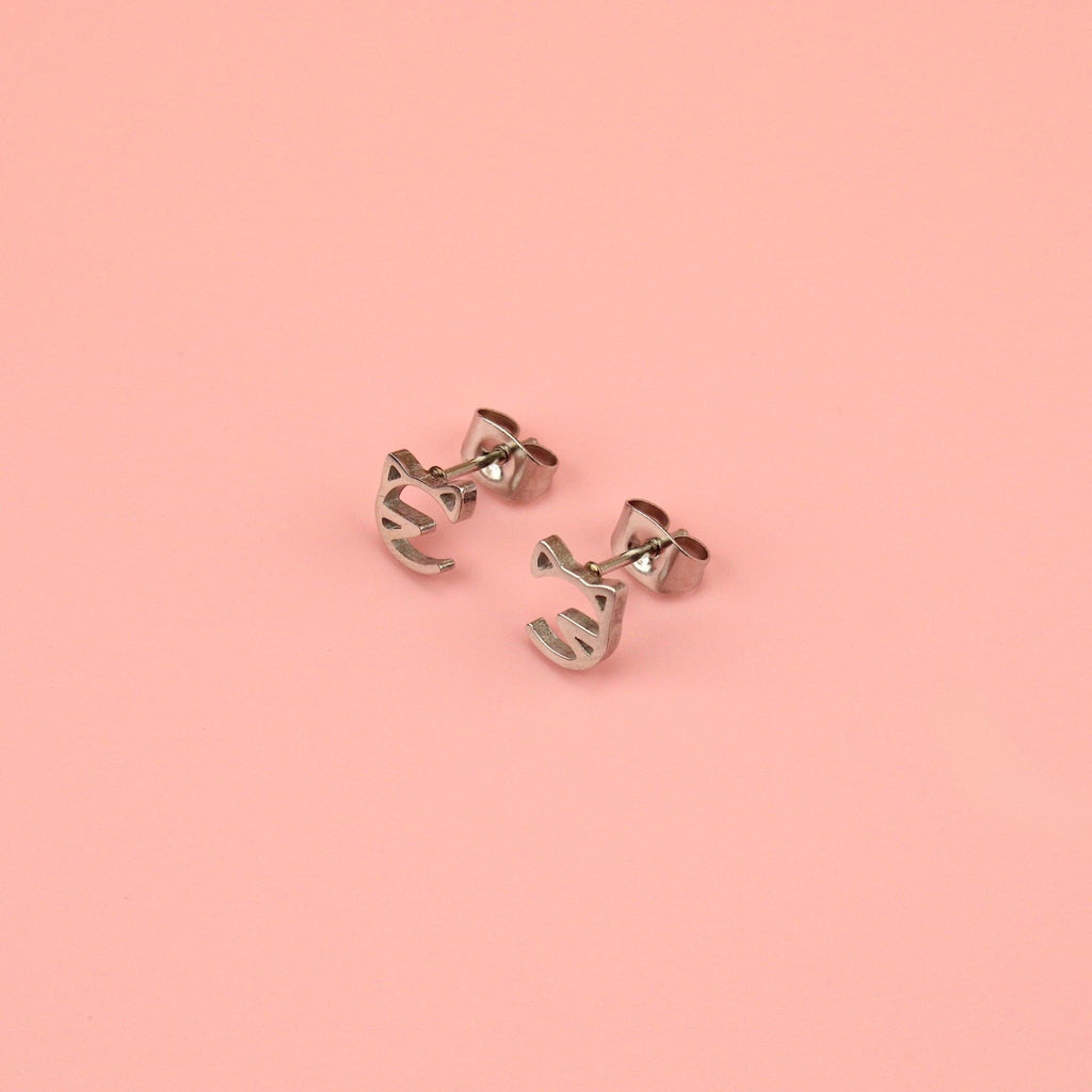Cat Face Stud Earrings