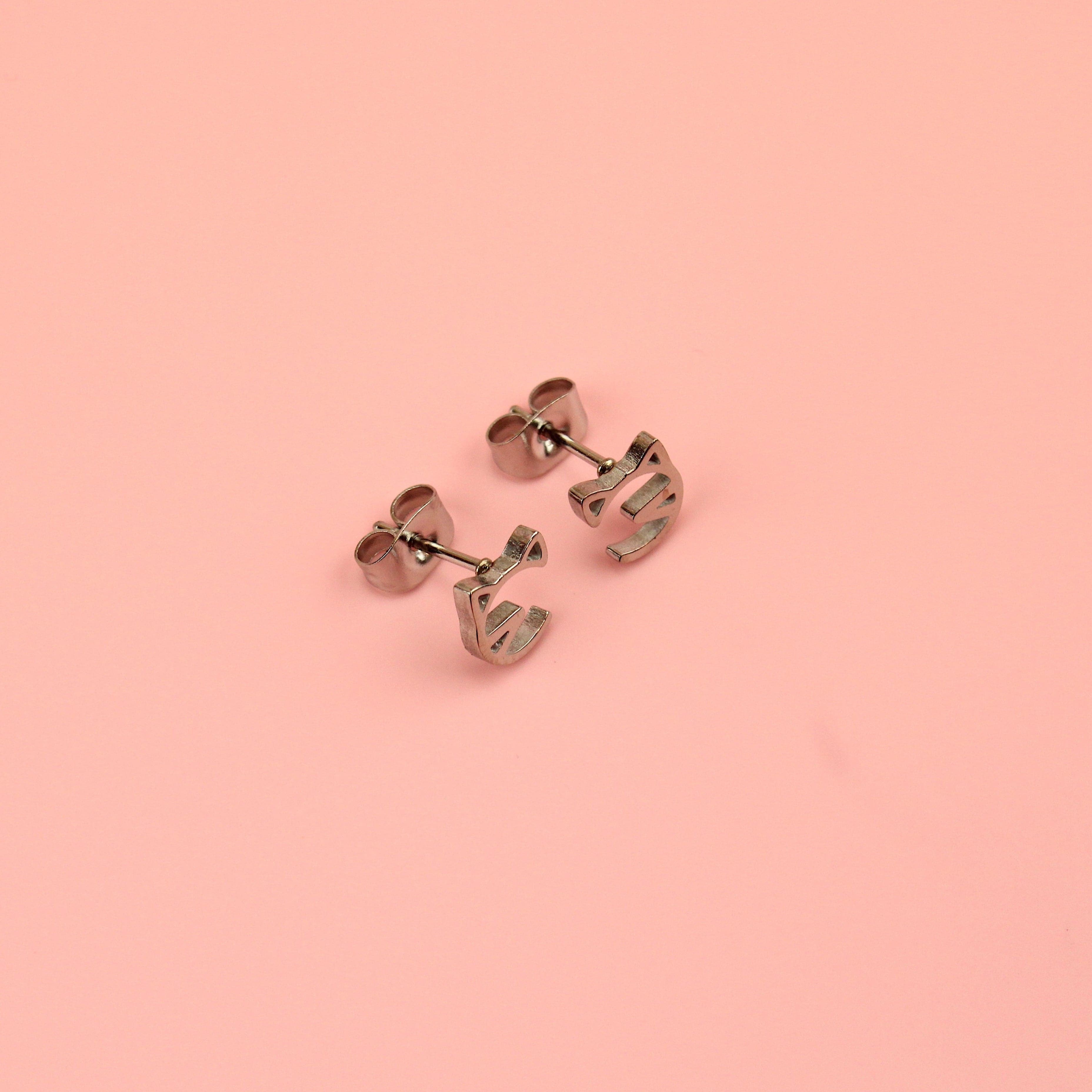 Cat Face Stud Earrings
