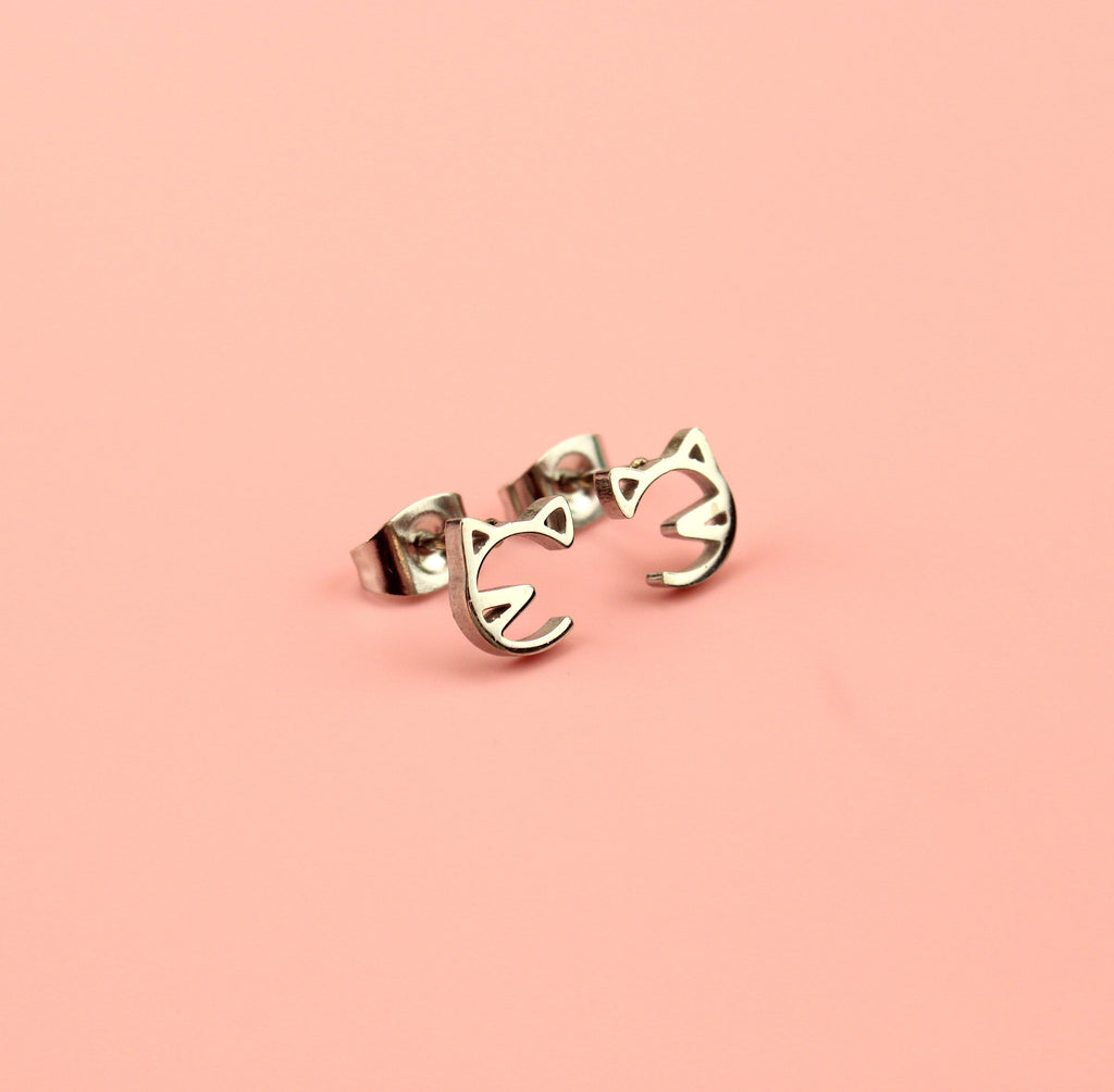 Cat Face Stud Earrings